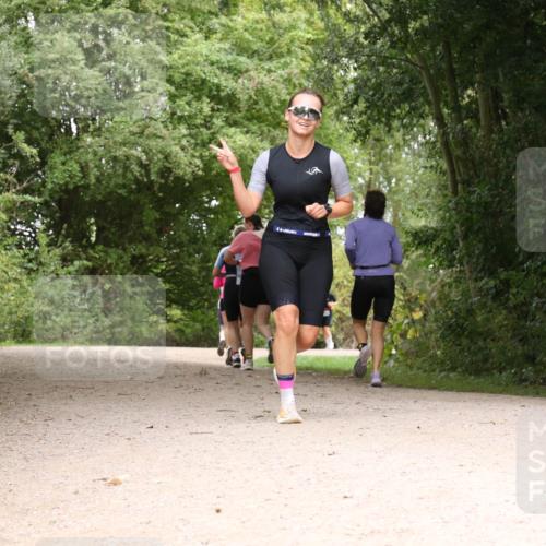 30.08.2026 - Elbe Triathlon Hamburg Antke Förster http://msf.ph/oto/10104309 30.08.2026 11:53:33 Laufen  meine-sportfotos.de
