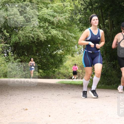30.08.2026 - Elbe Triathlon Hamburg Antke Förster http://msf.ph/oto/10104415 30.08.2026 11:55:59 Laufen  meine-sportfotos.de
