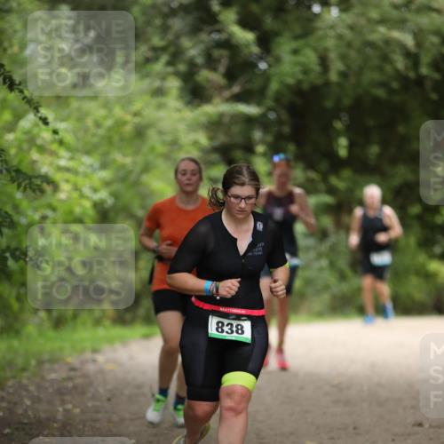 30.08.2026 - Elbe Triathlon Hamburg Antke Förster http://msf.ph/oto/10104428 30.08.2026 11:50:54 Laufen 838 meine-sportfotos.de