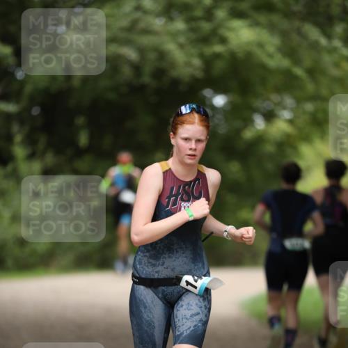 30.08.2026 - Elbe Triathlon Hamburg Antke Förster http://msf.ph/oto/10104436 30.08.2026 11:50:59 Laufen  meine-sportfotos.de
