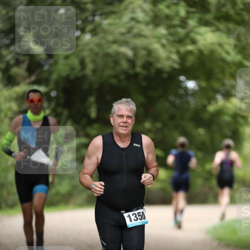 30.08.2026 - Elbe Triathlon Hamburg Antke Förster http://msf.ph/oto/10104444 30.08.2026 11:51:06 Laufen 2, 1350 meine-sportfotos.de