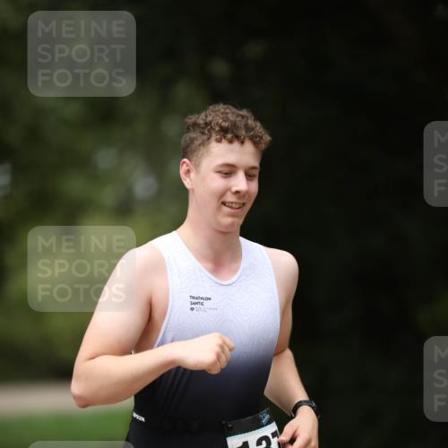 30.08.2026 - Elbe Triathlon Hamburg Antke Förster http://msf.ph/oto/10104496 30.08.2026 11:52:12 Laufen 13 meine-sportfotos.de