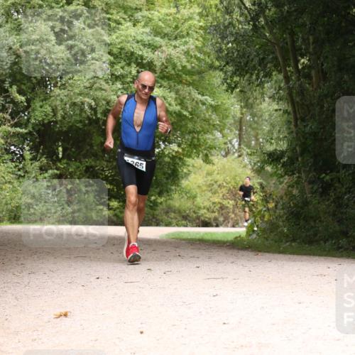 30.08.2026 - Elbe Triathlon Hamburg Antke Förster http://msf.ph/oto/10104501 30.08.2026 11:57:37 Laufen 801 meine-sportfotos.de