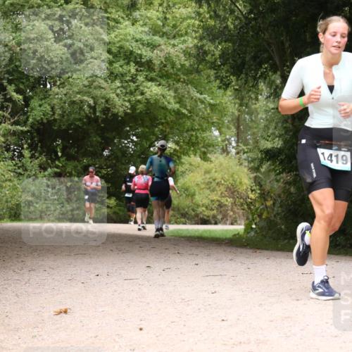30.08.2026 - Elbe Triathlon Hamburg Antke Förster http://msf.ph/oto/10104541 30.08.2026 11:57:58 Laufen 1419 meine-sportfotos.de