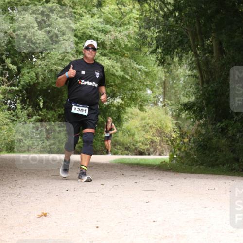 30.08.2026 - Elbe Triathlon Hamburg Antke Förster http://msf.ph/oto/10104557 30.08.2026 11:58:13 Laufen 1301 meine-sportfotos.de