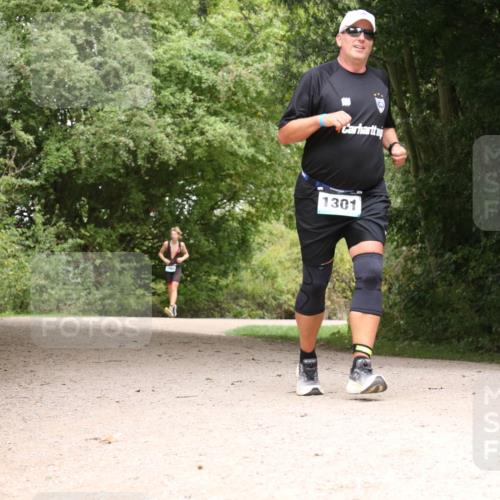30.08.2026 - Elbe Triathlon Hamburg Antke Förster http://msf.ph/oto/10104561 30.08.2026 11:58:14 Laufen 1301 meine-sportfotos.de