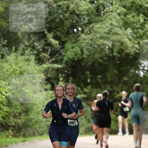 30.08.2026 - Elbe Triathlon Hamburg Antke Förster http://msf.ph/oto/10104568 30.08.2026 11:53:10 Laufen 861 meine-sportfotos.de