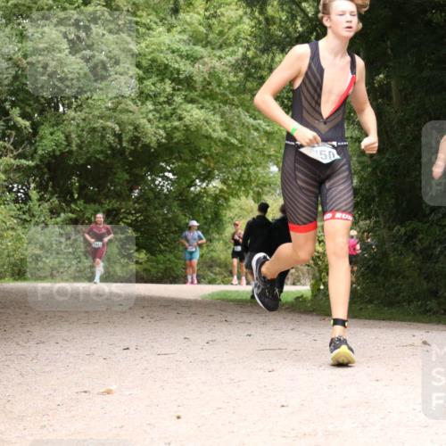 30.08.2026 - Elbe Triathlon Hamburg Antke Förster http://msf.ph/oto/10104581 30.08.2026 11:58:37 Laufen  meine-sportfotos.de