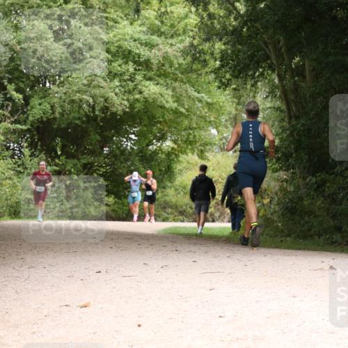 30.08.2026 - Elbe Triathlon Hamburg Antke Förster http://msf.ph/oto/10104587 30.08.2026 11:58:38 Laufen  meine-sportfotos.de