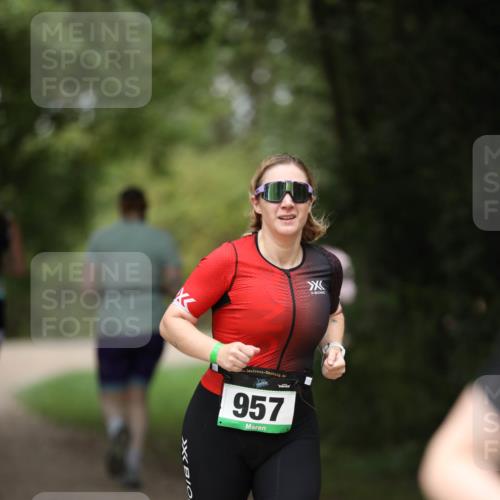 30.08.2026 - Elbe Triathlon Hamburg Antke Förster http://msf.ph/oto/10104598 30.08.2026 11:53:25 Laufen 957 meine-sportfotos.de