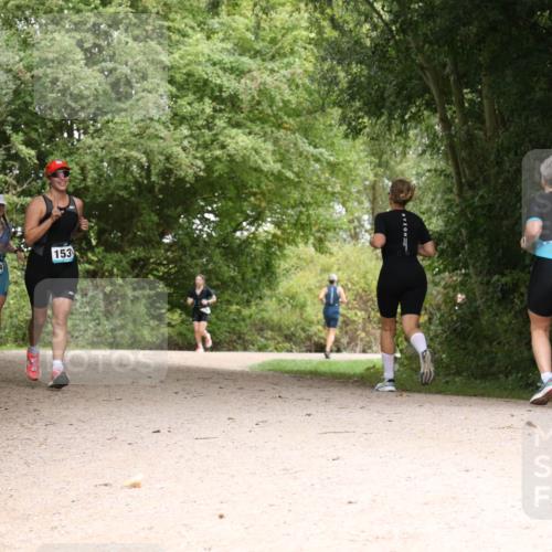 30.08.2026 - Elbe Triathlon Hamburg Antke Förster http://msf.ph/oto/10104599 30.08.2026 11:58:50 Laufen 153, 1394 meine-sportfotos.de