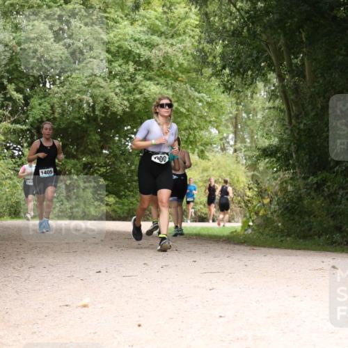 30.08.2026 - Elbe Triathlon Hamburg Antke Förster http://msf.ph/oto/10104629 30.08.2026 11:59:08 Laufen 142, 1405, 00 meine-sportfotos.de