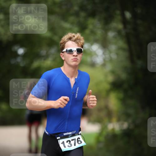 30.08.2026 - Elbe Triathlon Hamburg Antke Förster http://msf.ph/oto/10104636 30.08.2026 11:53:55 Laufen 1376 meine-sportfotos.de