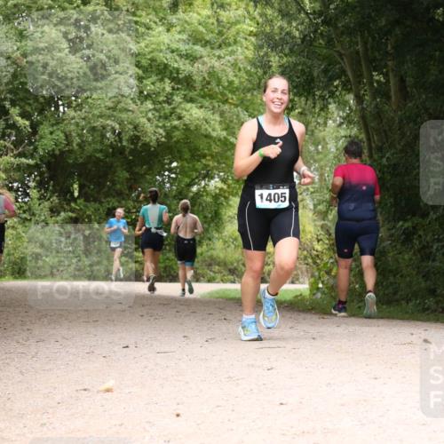 30.08.2026 - Elbe Triathlon Hamburg Antke Förster http://msf.ph/oto/10104637 30.08.2026 11:59:12 Laufen 1425, 1405 meine-sportfotos.de