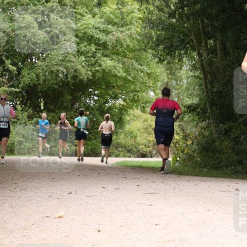 30.08.2026 - Elbe Triathlon Hamburg Antke Förster http://msf.ph/oto/10104641 30.08.2026 11:59:13 Laufen 1425, 479, 1405 meine-sportfotos.de