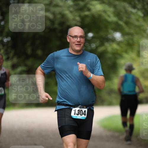 30.08.2026 - Elbe Triathlon Hamburg Antke Förster http://msf.ph/oto/10104656 30.08.2026 11:54:31 Laufen 0, 1304 meine-sportfotos.de