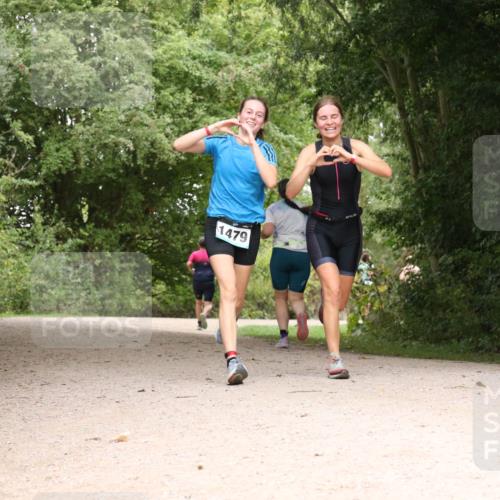 30.08.2026 - Elbe Triathlon Hamburg Antke Förster http://msf.ph/oto/10104659 30.08.2026 11:59:21 Laufen 1479 meine-sportfotos.de