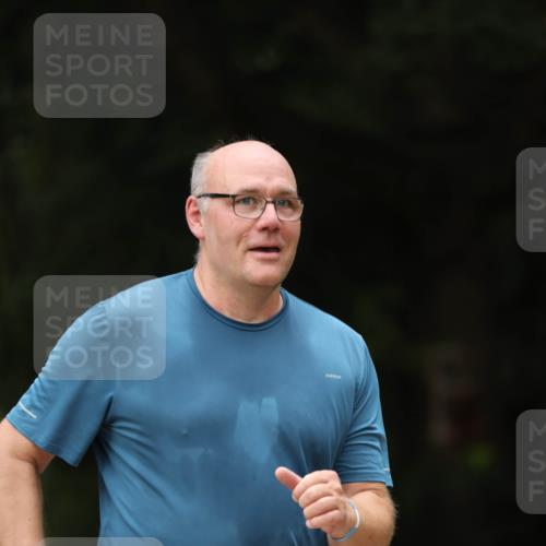 30.08.2026 - Elbe Triathlon Hamburg Antke Förster http://msf.ph/oto/10104662 30.08.2026 11:54:33 Laufen 1304 meine-sportfotos.de