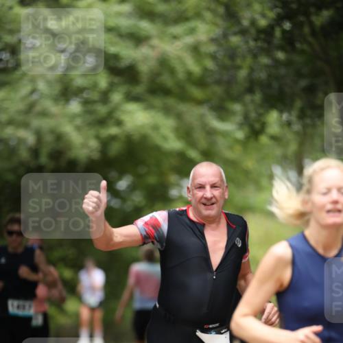 30.08.2026 - Elbe Triathlon Hamburg Antke Förster http://msf.ph/oto/10104684 30.08.2026 11:55:34 Laufen 1407 meine-sportfotos.de