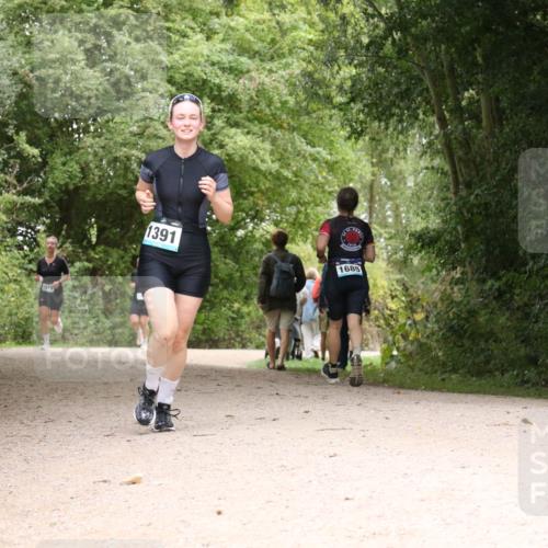30.08.2026 - Elbe Triathlon Hamburg Antke Förster http://msf.ph/oto/10104741 30.08.2026 12:00:25 Laufen 1579, 1391, 1685 meine-sportfotos.de