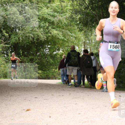 30.08.2026 - Elbe Triathlon Hamburg Antke Förster http://msf.ph/oto/10104803 30.08.2026 12:01:01 Laufen 1466, 1560 meine-sportfotos.de