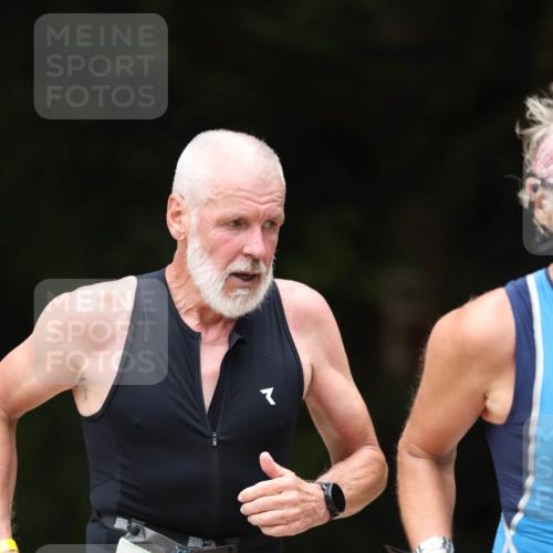 30.08.2026 - Elbe Triathlon Hamburg Antke Förster http://msf.ph/oto/10104806 30.08.2026 11:57:33 Laufen 787, 7 meine-sportfotos.de