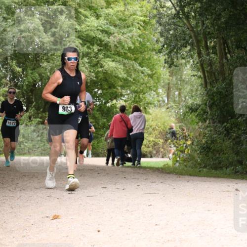 30.08.2026 - Elbe Triathlon Hamburg Antke Förster http://msf.ph/oto/10104835 30.08.2026 12:01:27 Laufen 1572, 983 meine-sportfotos.de
