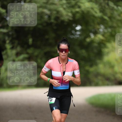 30.08.2026 - Elbe Triathlon Hamburg Antke Förster http://msf.ph/oto/10104854 30.08.2026 11:58:09 Laufen 75 meine-sportfotos.de