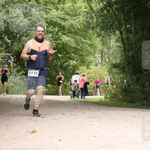 30.08.2026 - Elbe Triathlon Hamburg Antke Förster http://msf.ph/oto/10104863 30.08.2026 12:01:41 Laufen 1175 meine-sportfotos.de