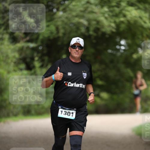 30.08.2026 - Elbe Triathlon Hamburg Antke Förster http://msf.ph/oto/10104864 30.08.2026 11:58:14 Laufen 313, 1301 meine-sportfotos.de