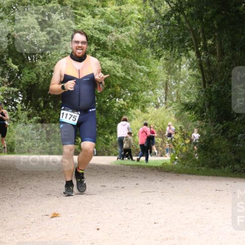 30.08.2026 - Elbe Triathlon Hamburg Antke Förster http://msf.ph/oto/10104865 30.08.2026 12:01:41 Laufen 1175 meine-sportfotos.de
