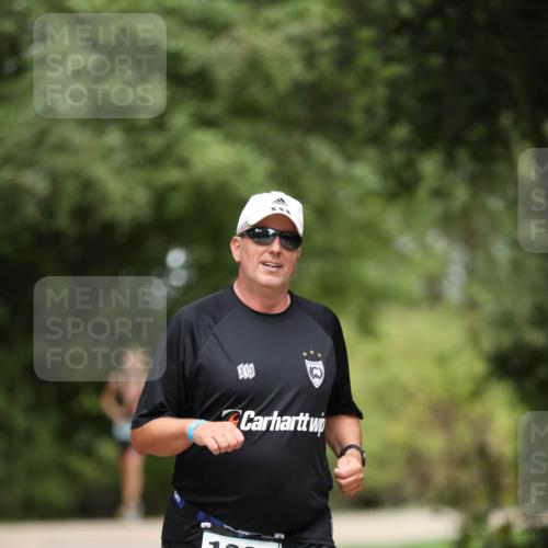 30.08.2026 - Elbe Triathlon Hamburg Antke Förster http://msf.ph/oto/10104868 30.08.2026 11:58:15 Laufen 313, 1301 meine-sportfotos.de
