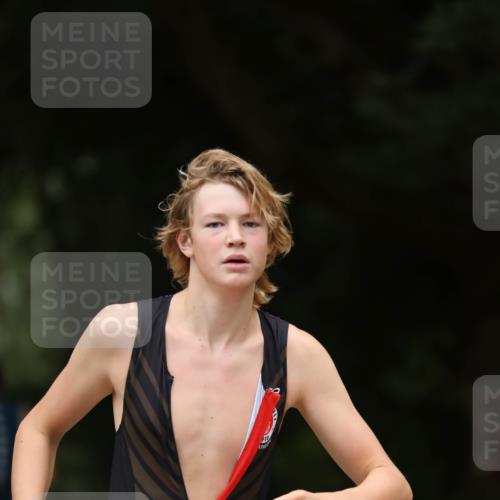 30.08.2026 - Elbe Triathlon Hamburg Antke Förster http://msf.ph/oto/10104892 30.08.2026 11:58:38 Laufen 450 meine-sportfotos.de