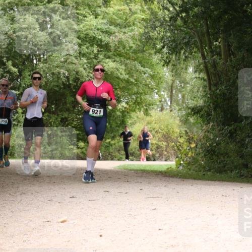 30.08.2026 - Elbe Triathlon Hamburg Antke Förster http://msf.ph/oto/10104901 30.08.2026 12:01:58 Laufen 1358, 921 meine-sportfotos.de