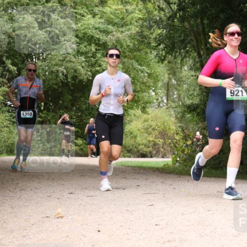 30.08.2026 - Elbe Triathlon Hamburg Antke Förster http://msf.ph/oto/10104907 30.08.2026 12:02:00 Laufen 1358, 921 meine-sportfotos.de