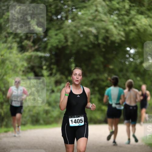 30.08.2026 - Elbe Triathlon Hamburg Antke Förster http://msf.ph/oto/10104940 30.08.2026 11:59:11 Laufen 1405 meine-sportfotos.de