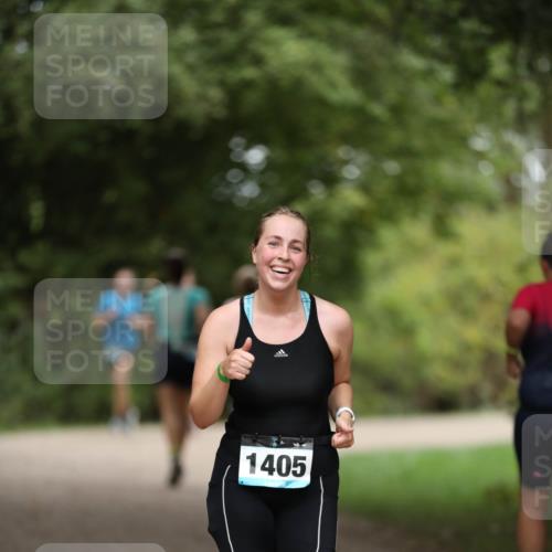 30.08.2026 - Elbe Triathlon Hamburg Antke Förster http://msf.ph/oto/10104944 30.08.2026 11:59:12 Laufen 1405 meine-sportfotos.de