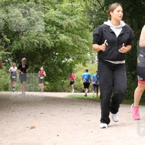 30.08.2026 - Elbe Triathlon Hamburg Antke Förster http://msf.ph/oto/10104949 30.08.2026 12:02:17 Laufen 1414, 564, 1459 meine-sportfotos.de