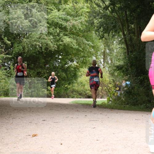 30.08.2026 - Elbe Triathlon Hamburg Antke Förster http://msf.ph/oto/10104959 30.08.2026 12:02:23 Laufen 1424, 564, 1713, 1414 meine-sportfotos.de