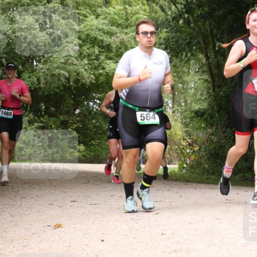 30.08.2026 - Elbe Triathlon Hamburg Antke Förster http://msf.ph/oto/10104969 30.08.2026 12:02:30 Laufen 1488, 564, 1424 meine-sportfotos.de