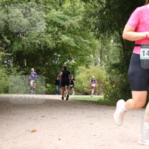 30.08.2026 - Elbe Triathlon Hamburg Antke Förster http://msf.ph/oto/10104979 30.08.2026 12:02:34 Laufen 1488 meine-sportfotos.de