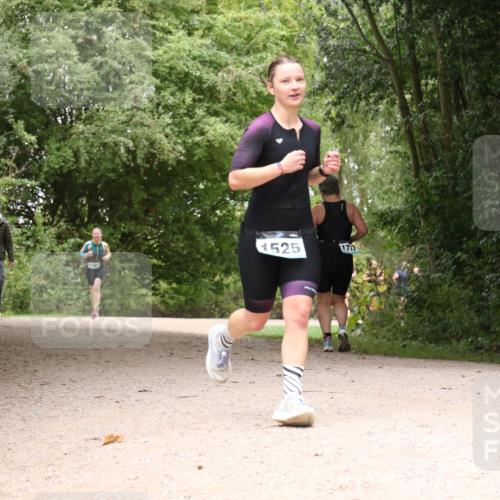 30.08.2026 - Elbe Triathlon Hamburg Antke Förster http://msf.ph/oto/10104995 30.08.2026 12:02:48 Laufen 1397, 1525, 171 meine-sportfotos.de