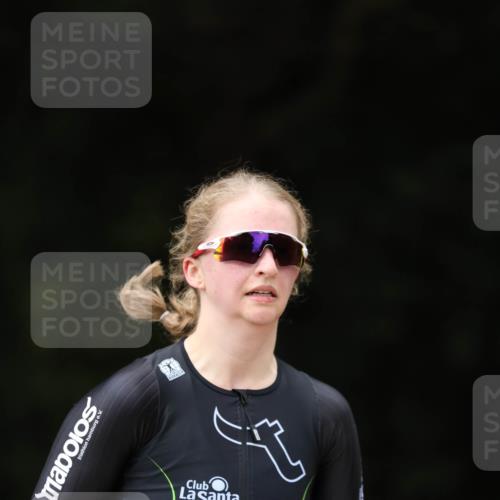 30.08.2026 - Elbe Triathlon Hamburg Antke Förster http://msf.ph/oto/10104996 30.08.2026 11:59:49 Laufen 842 meine-sportfotos.de