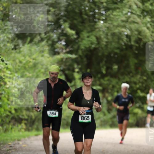 30.08.2026 - Elbe Triathlon Hamburg Antke Förster http://msf.ph/oto/10105010 30.08.2026 12:00:06 Laufen 764, 865 meine-sportfotos.de
