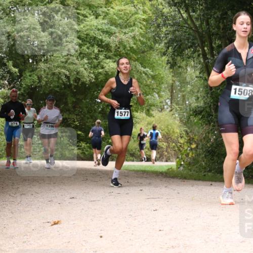 30.08.2026 - Elbe Triathlon Hamburg Antke Förster http://msf.ph/oto/10105019 30.08.2026 12:03:05 Laufen 974, 1398, 1396, 1577, 1508 meine-sportfotos.de