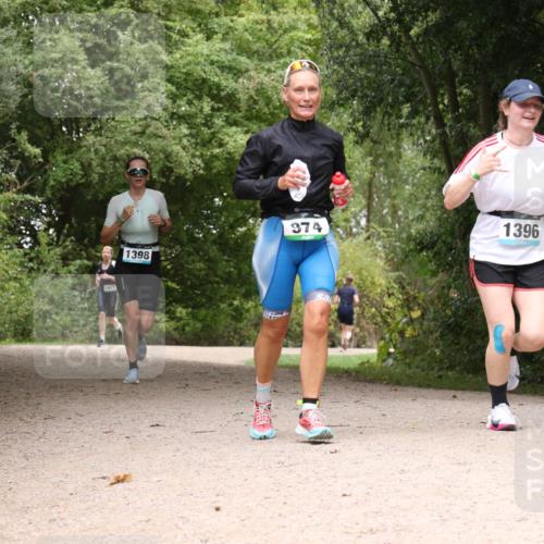 30.08.2026 - Elbe Triathlon Hamburg Antke Förster http://msf.ph/oto/10105035 30.08.2026 12:03:10 Laufen 1475, 1398, 974, 1396 meine-sportfotos.de