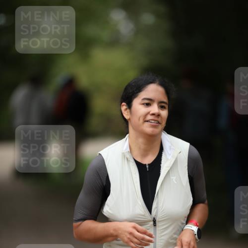 30.08.2026 - Elbe Triathlon Hamburg Antke Förster http://msf.ph/oto/10105044 30.08.2026 12:00:18 Laufen 467 meine-sportfotos.de