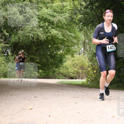 30.08.2026 - Elbe Triathlon Hamburg Antke Förster http://msf.ph/oto/10105057 30.08.2026 12:03:21 Laufen 1529, 1415 meine-sportfotos.de