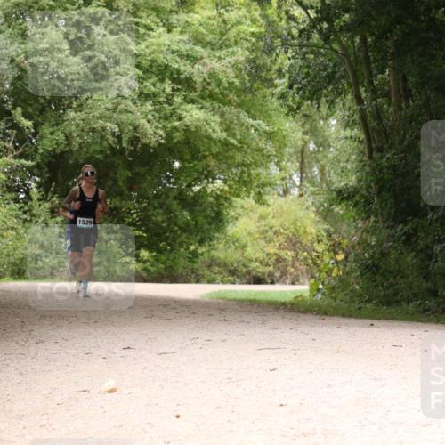 30.08.2026 - Elbe Triathlon Hamburg Antke Förster http://msf.ph/oto/10105063 30.08.2026 12:03:22 Laufen 1529 meine-sportfotos.de