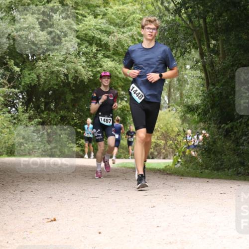 30.08.2026 - Elbe Triathlon Hamburg Antke Förster http://msf.ph/oto/10105115 30.08.2026 12:04:10 Laufen 1487, 1448 meine-sportfotos.de